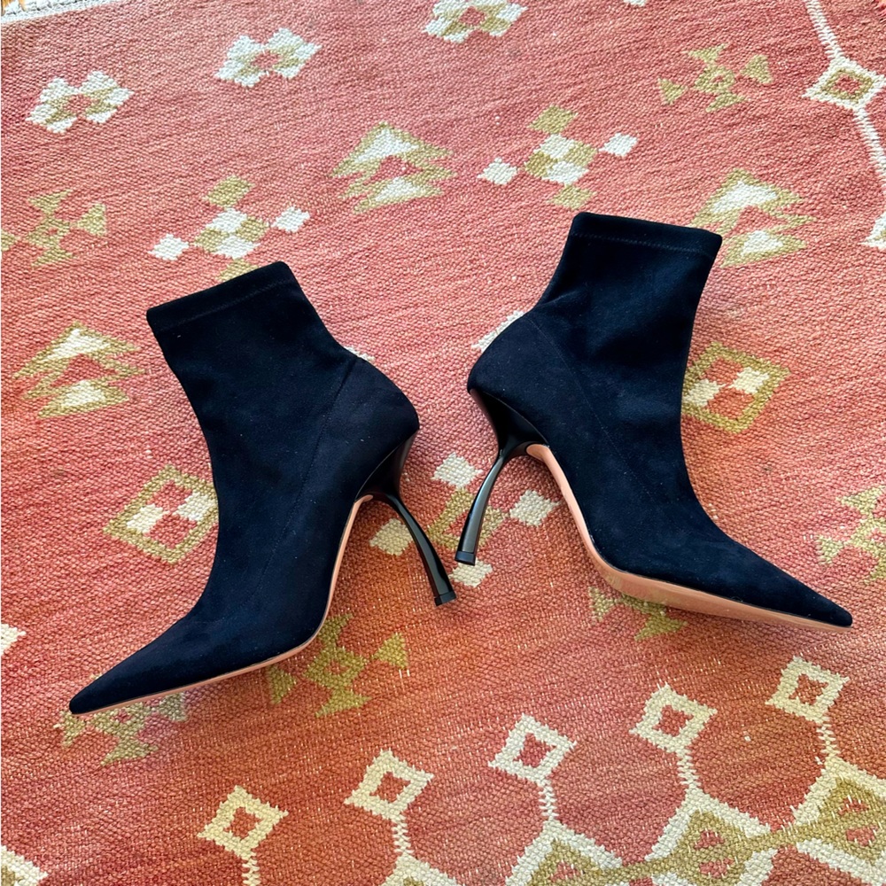 PIFERI Merlin Black Ankle Boot Vegan Suede Curved Heel elongated toe Size 40 New - Picture 4 of 13